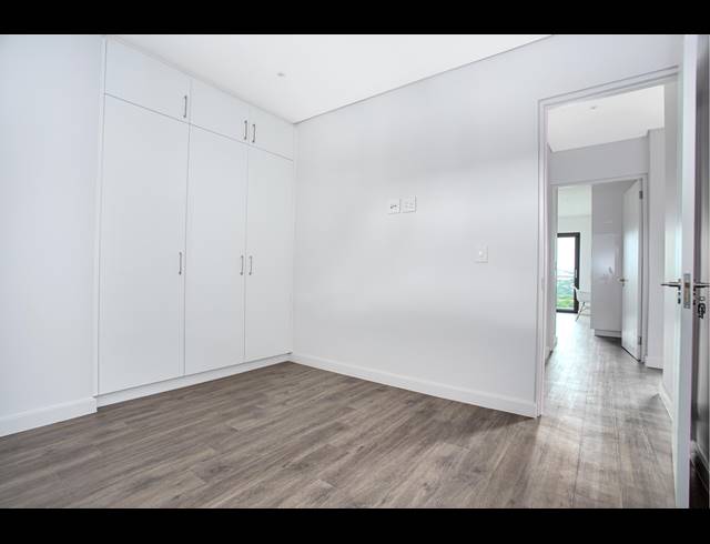 2 BEDROOM APARTMENT FOR SALE IN STEYN CITY